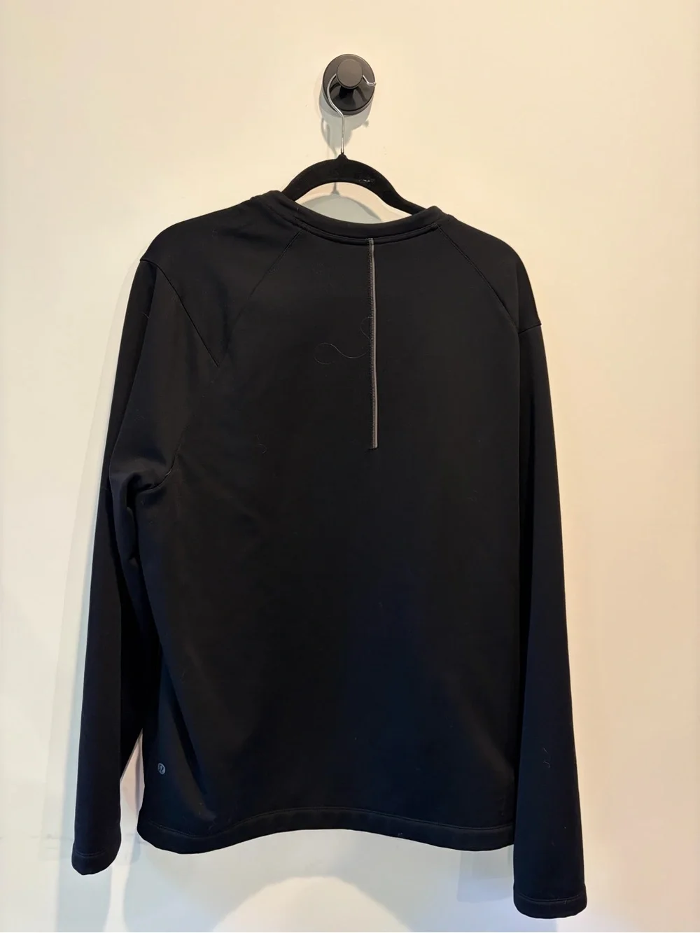 lululemon athletica Men's Black Crewneck Pullover